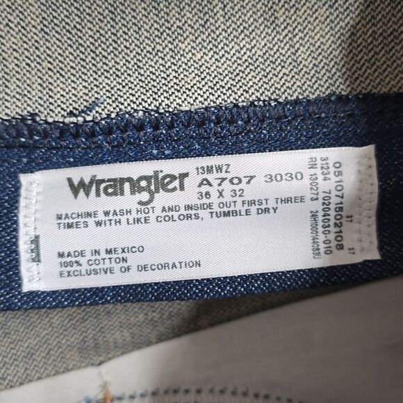 607 NWT Wrangler Cowboy Cut Original Fit Jean Size 36×32 - Picture 8 of 8